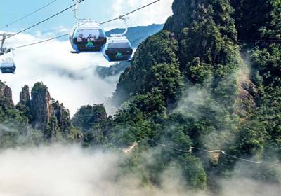 莽山五指峰漫游指南：踏云尋峰，探秘南嶺秘境